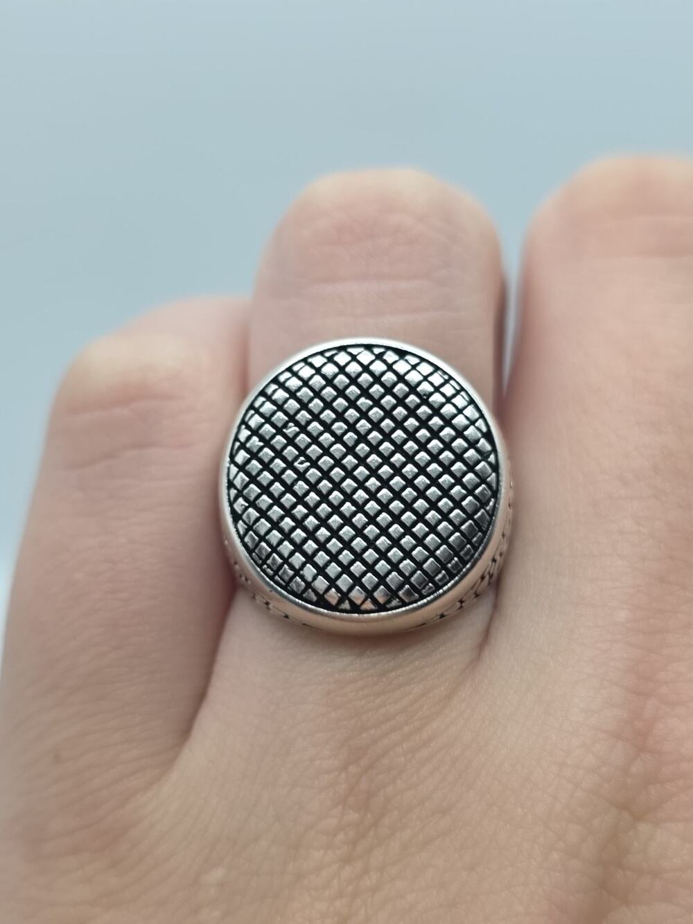 Sterling Silver 925 Spider Eye Ring Size 8.5